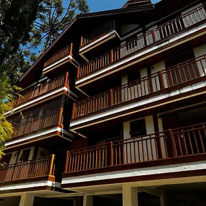 Aptos de 03 e 04 quartos Centrinho Capivari - Condomínio Recanto do Boticário Apartamento